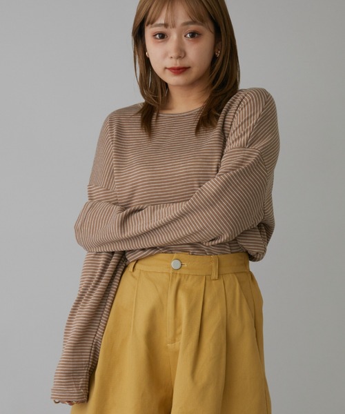 mebole(メボレ)の「シンプルボーダーロングスリーブTシャツ(Tシャツ/カットソー・レディース・ホワイト/ブラック/ブラウン・FREE)」の5枚目の写真