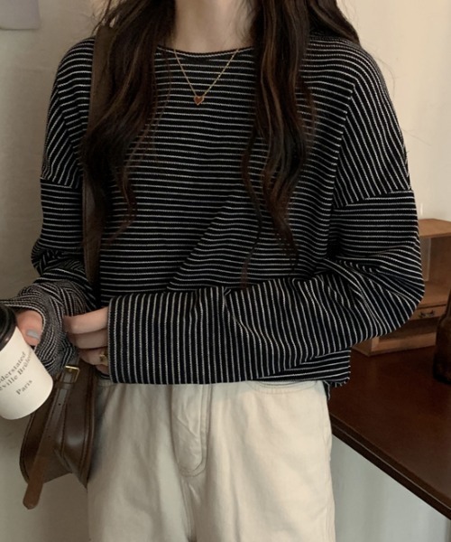 mebole(メボレ)の「シンプルボーダーロングスリーブTシャツ(Tシャツ/カットソー・レディース・ホワイト/ブラック/ブラウン・FREE)」の11枚目の写真