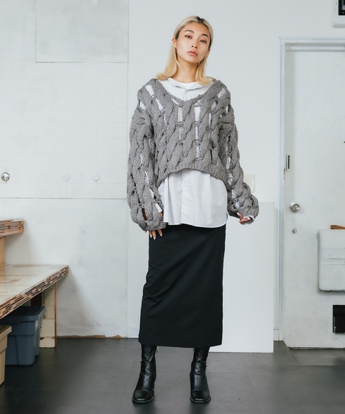 R JUBILEE（アールジュビリー）の「R JUBILEE/アール ジュビリー HAND KNIT ボリューム ニット 透け編み ショート丈（ニット/セーター・レディース・オフホワイト/グレー・FREE）」の15枚目の写真