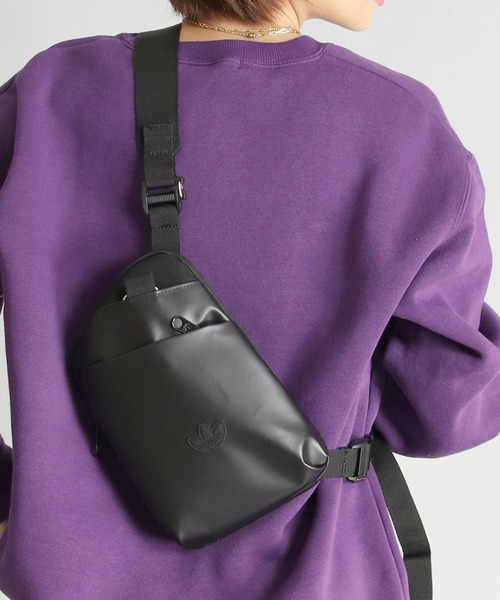 adidas Originals（アディダスオリジナルス）の「【adidas originals / アディダスオリジナルス】RIFTA ボディバッグ（ボディバッグ/ウエストポーチ・レディース・ブラック/カーキ・FREE）」の2枚目の写真