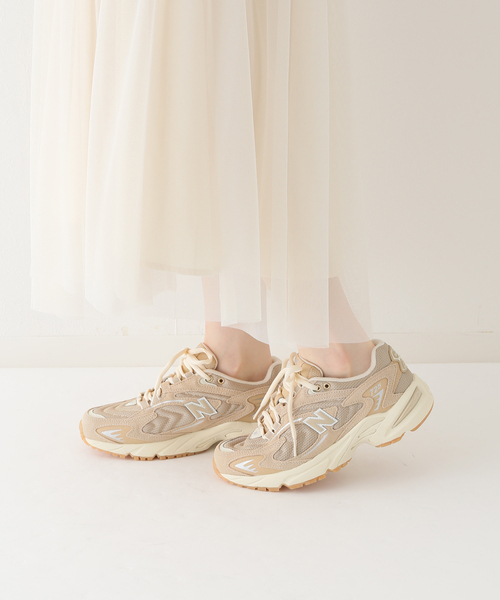 SLOBE IENA（スローブイエナ）の「【NEW BALANCE / ニューバランス】 ML725（スニーカー・レディース・ベージュ・22.5cm/23cm/23.5cm/24cm/24.5cm）」の18枚目の写真