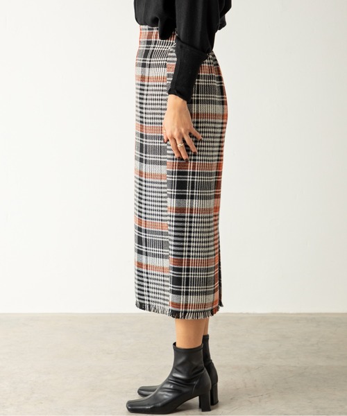 MILLION CARATS（ミリオンカラッツ）の「ツイードビッグチェックスカート（スカート・レディース・オレンジ/グリーン/ブラウン/イエロー/パープル・FREE）」の7枚目の写真