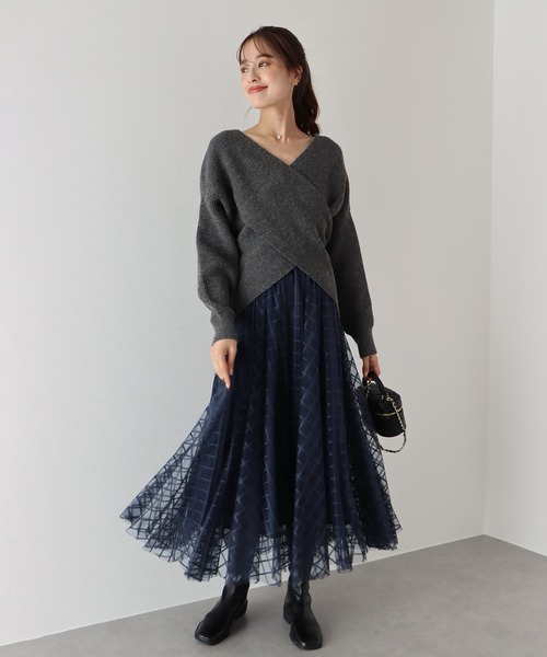 BLUEEAST（ブルーイースト）の「シアーチェックスカート（スカート・レディース・ブラック/グレー/ネイビー/ボルドー/ベージュ・MEDIUM）」の11枚目の写真