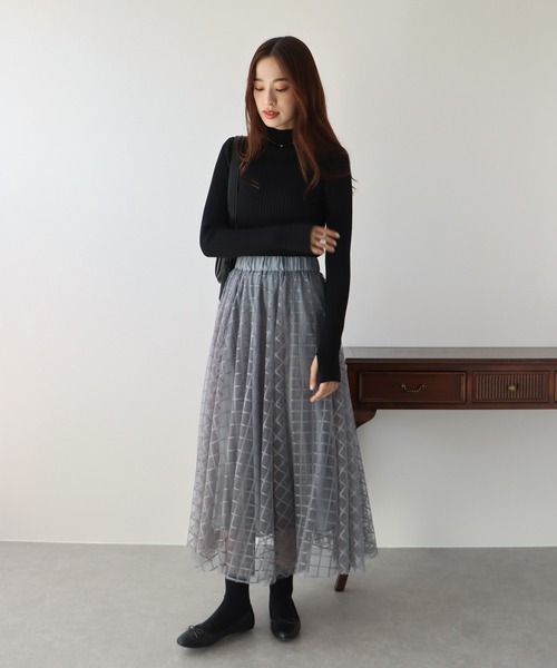 BLUEEAST（ブルーイースト）の「シアーチェックスカート（スカート・レディース・ブラック/グレー/ネイビー/ボルドー/ベージュ・MEDIUM）」の9枚目の写真
