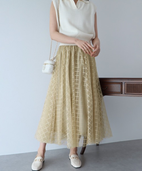 BLUEEAST（ブルーイースト）の「シアーチェックスカート（スカート・レディース・ブラック/グレー/ネイビー/ボルドー/ベージュ・MEDIUM）」の16枚目の写真