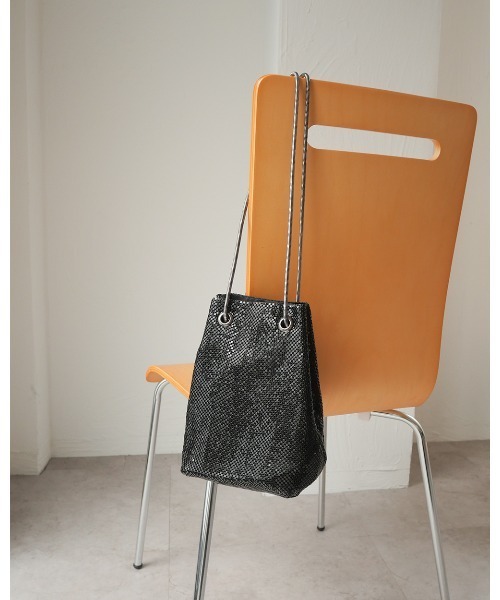 CURI BISCUI（キュリ　ビスキュイ）の「【CURIBISCUI】メタルメッシュ 2WAY ショルダーバッグ（ショルダーバッグ・レディース・ゴールド/シルバー/ブラック・FREE）」の7枚目の写真