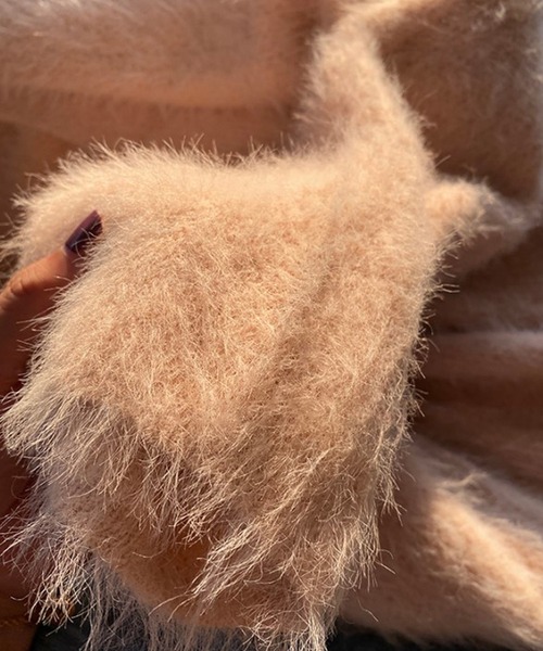 LAFFMO（ラフモ）の「Vネックシャギーニットプルオーバー（ニット/セーター・レディース・ブラック/ピンク/オフホワイト/イエロー/ブルー/ブラウン/グレー・FREE）」の22枚目の写真