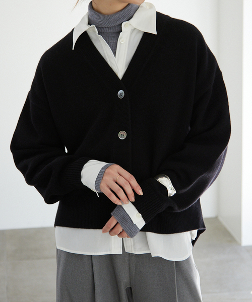低価格の SLOBE IENA（スローブイエナ）の「ファインウールラウンドヘム トップス