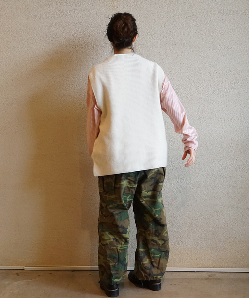 JOURNAL STANDARD LUXE（ジャーナルスタンダード　ラックス）の「クリアボーダー クルーネック-Big-プルオーバー（Tシャツ/カットソー・レディース・ブラック/レッド/ブルー・FREE）」の15枚目の写真