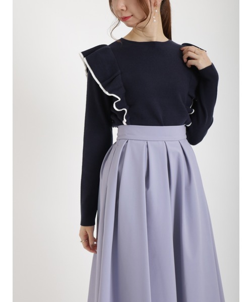 Te chichi（テチチ）の「総針ショルダーフリルニット（ニット/セーター・レディース・ネイビー/ブラック/オフホワイト・ﾌﾘ-）」の3枚目の写真