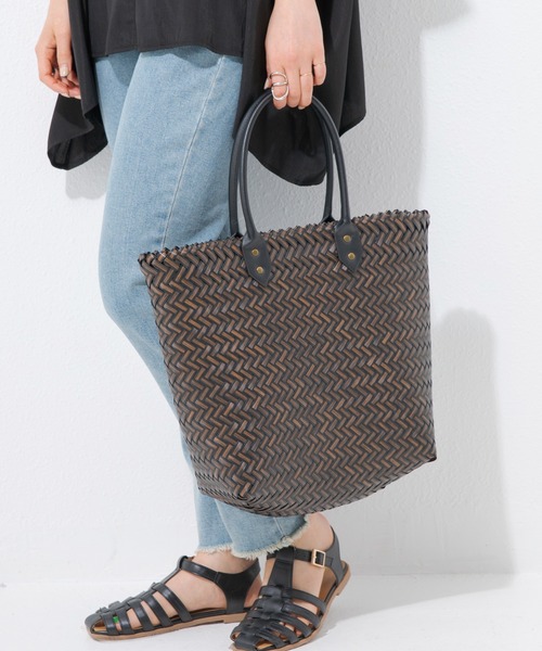 LAVEANGE（ラビアンジェ）の「ヘリンボーン カゴバッグ（かごバッグ・レディース・ブラウン/ダークブラウン・F）」の2枚目の写真