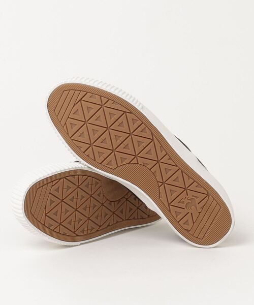 le coq sportif(ルコックスポルティフ)の「le coq sportif LE BLANC / ルコックスポルティフ LE ブラン(スリッポン・レディース・ホワイト/ブラック・22.5cm)」の5枚目の写真