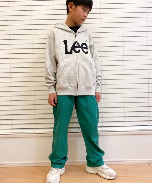 Lee（リー）の「Lee/リー キッズ　30/10裏毛ロゴ入りZIPパーカー（パーカー・キッズ・グレー/ブラック・150/130/140）」の10枚目の写真