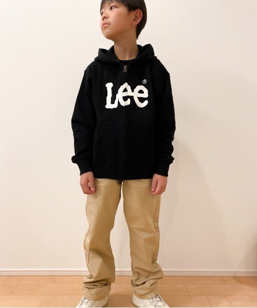 Lee（リー）の「Lee/リー キッズ　30/10裏毛ロゴ入りZIPパーカー（パーカー・キッズ・グレー/ブラック・150/130/140）」の7枚目の写真