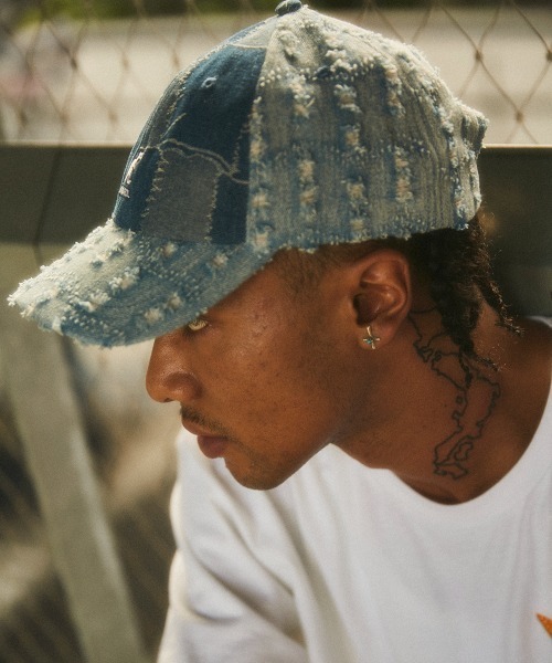 KANGOL(カンゴール)の「KANGOL DENIM MASHUP BASEBALL(キャップ・メンズ・ネイビー・ONE SIZE)」の2枚目の写真