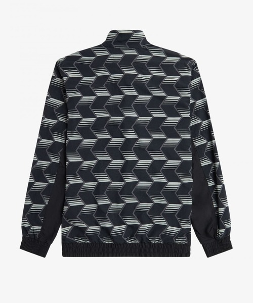 FRED PERRY(フレッドペリー)の「Chevron Stripe Shell Jacket(ナイロンジャケット・メンズ・ブラック・M/L)」の8枚目の写真