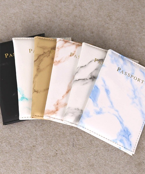 Mayree（メイリー）の「【resonance】マーブル 大理石調 パスポートケース【6色展開】（パスポートケース・レディース・ホワイト×ブラック/ホワイト×グリーン/ホワイト×ブルー/ブラック×シルバー/ブラウン系/ホワイト×ピンク・FREE）」の7枚目の写真