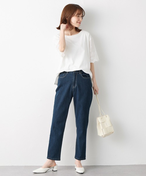 Viola e Viola(ヴィオラエヴィオラ)の「ちょうどいいゆる感、デニムパンツ(デニムパンツ・レディース・ライトブルー/ナチュラル/ダークネイビー/ネイビー・X-LARGE/MEDIUM/XX-LARGE/LARGE)」の20枚目の写真