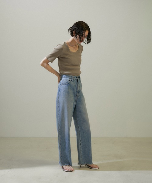 SALON adam et rope'(サロン アダム エ ロペ)の「【セットアップ対応】【2WAY】ガーメントダイハーフスリーブリブプルオーバー(Tシャツ/カットソー・レディース・オフホワイト/ブラウン/チャコールグレー/グレー系その他/ブラウン系その他3・FREE)」の11枚目の写真