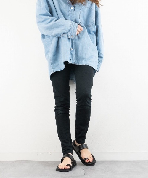 Fabby fabby（ファビィーファビィー）の「サムトングコンフォートサンダル（サンダル・レディース・ブラック/アイボリー・MEDIUM/SMALL/LARGE）」の21枚目の写真