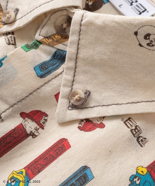 make a ray!（メイク ア レイ！）の「【PEZ/ペッツ】キャラクターキャンディーケース レトロイラスト総柄プリント 半袖ボタンダウンシャツ/ビッグシルエット（シャツ/ブラウス・レディース・アイボリー/ナチュラル/キナリ・M/L）」の11枚目の写真