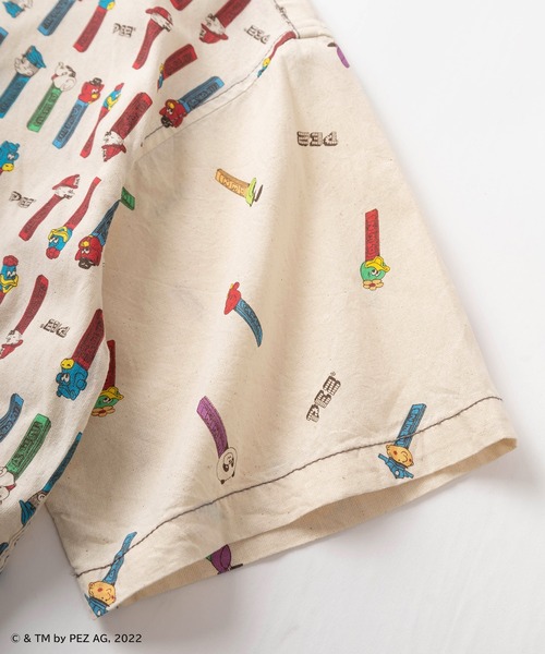 make a ray!（メイク ア レイ！）の「【PEZ/ペッツ】キャラクターキャンディーケース レトロイラスト総柄プリント 半袖ボタンダウンシャツ/ビッグシルエット（シャツ/ブラウス・レディース・アイボリー/ナチュラル/キナリ・M/L）」の13枚目の写真