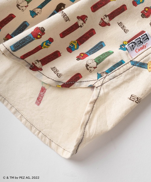 make a ray!（メイク ア レイ！）の「【PEZ/ペッツ】キャラクターキャンディーケース レトロイラスト総柄プリント 半袖ボタンダウンシャツ/ビッグシルエット（シャツ/ブラウス・レディース・アイボリー/ナチュラル/キナリ・M/L）」の6枚目の写真