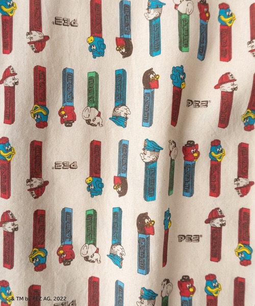 make a ray!（メイク ア レイ！）の「【PEZ/ペッツ】キャラクターキャンディーケース レトロイラスト総柄プリント 半袖ボタンダウンシャツ/ビッグシルエット（シャツ/ブラウス・レディース・アイボリー/ナチュラル/キナリ・M/L）」の5枚目の写真