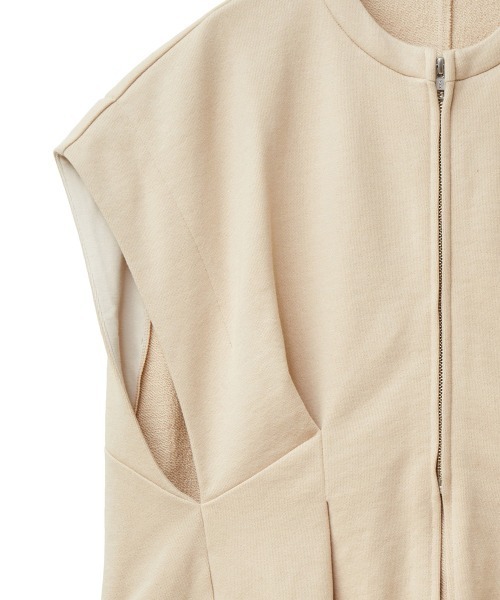 MANOF(マノフ)の「WAIST SHAPE ZIP SWEAT TOPS(スウェット・レディース・ピンク/ブラック/アイボリー・FREE)」の13枚目の写真