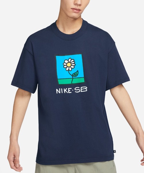 NIKE SB(ナイキエスビー)の「NIKE SB/ナイキエスビー デイジーS/S Tシャツ ブランドロゴ クルーネックTシャツ/半袖Tシャツ FB8139-100/FB8139-200/FB8139-410(Tシャツ/カットソー・メンズ・ピンク系その他/ネイビー/ホワイト・M/L/XL/2XL)」の2枚目の写真