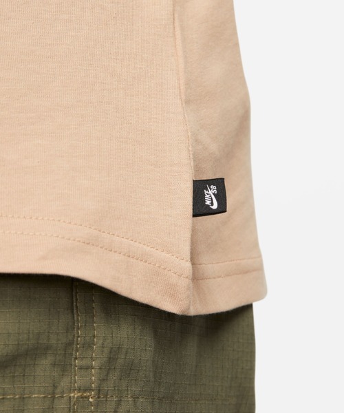 NIKE SB(ナイキエスビー)の「NIKE SB/ナイキエスビー デイジーS/S Tシャツ ブランドロゴ クルーネックTシャツ/半袖Tシャツ FB8139-100/FB8139-200/FB8139-410(Tシャツ/カットソー・メンズ・ピンク系その他/ネイビー/ホワイト・M/L/XL/2XL)」の12枚目の写真