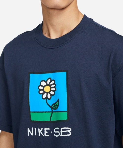NIKE SB(ナイキエスビー)の「NIKE SB/ナイキエスビー デイジーS/S Tシャツ ブランドロゴ クルーネックTシャツ/半袖Tシャツ FB8139-100/FB8139-200/FB8139-410(Tシャツ/カットソー・メンズ・ピンク系その他/ネイビー/ホワイト・M/L/XL/2XL)」の15枚目の写真