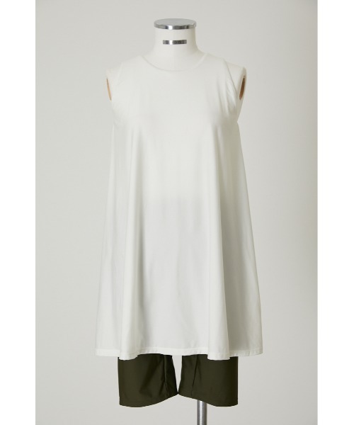 RIM.ARK（リムアーク）の「Covered flare swim wear（水着・レディース・オフホワイト/ライトブルー/ブラック・FREE）」の2枚目の写真