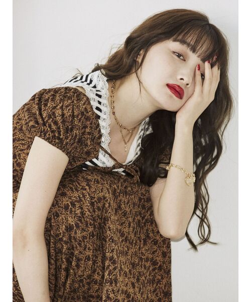 jouetie(ジュエティ)の「フレンチスリーブスリットワンピース(ワンピース・レディース・ブラック/ブラウン・MEDIUM/SMALL)」の20枚目の写真