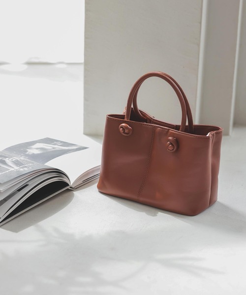 KOBE LETTUCE（コウベレタス）の「ショルダー付き2Way ノットデザインバッグ（ハンドバッグ・レディース・ブラック/アイボリー/ピンク/キャメル・FREE）」の4枚目の写真