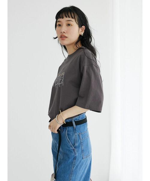 CRAFT STANDARD BOUTIQUE(クラフトスタンダードブティック)の「CHAIR TEE(Tシャツ/カットソー・レディース・チャコールグレー/アイボリー/オフホワイト・L/M/XL)」の8枚目の写真