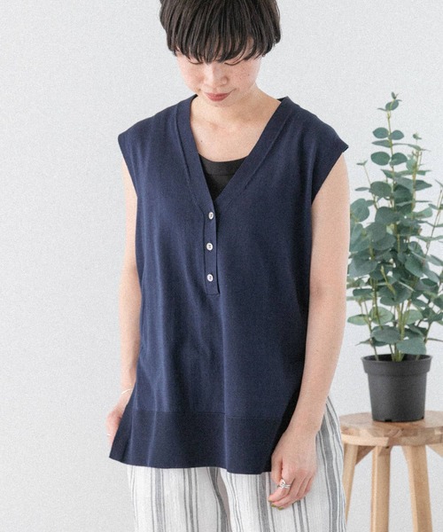 FORK&SPOON(フォークアンドスプーン)の「『洗濯可』FORK&SPOON ヘンリーネックノースリーブニット(ニット/セーター・レディース・ネイビー/アイボリー/グレー系その他・1)」の8枚目の写真