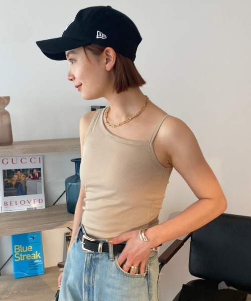 HANNE(アン)の「カップインアシンメトリータンク(Tシャツ/カットソー・レディース・ブラック/グレー/ベージュ・FREE)」の3枚目の写真