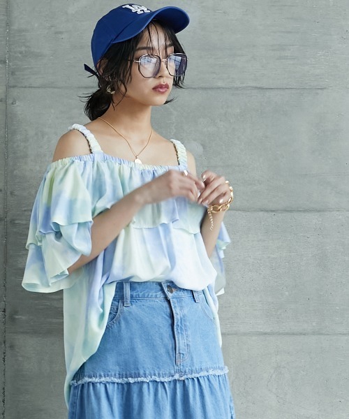 GEVS.(ジェイヴィス)の「<大きいサイズ> ムラ染プリントオフショルフリルブラウス GEVS.(シャツ/ブラウス・レディース・ブルー系/パープル系・4L/LL/5L/L/3L)」の10枚目の写真