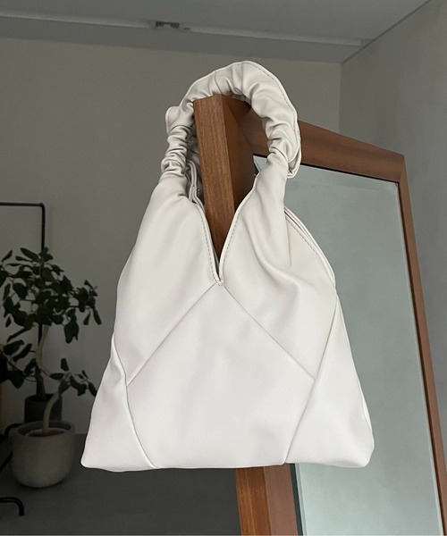 prose verse(プロズヴェール)の「ギャザーハンドル2wayショルダーBAG(ハンドバッグ・レディース・イエロー/ブラック/アイボリー・フリ-)」の10枚目の写真