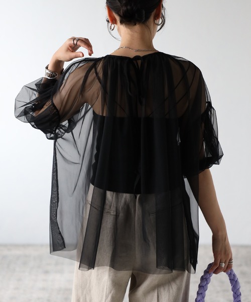 r.（アールドット）の「チュールレイヤード パフスリーブギャザーブラウス（シャツ/ブラウス・レディース・ブラック/アイボリー/チャコールグレー/グレー・FREE）」の12枚目の写真