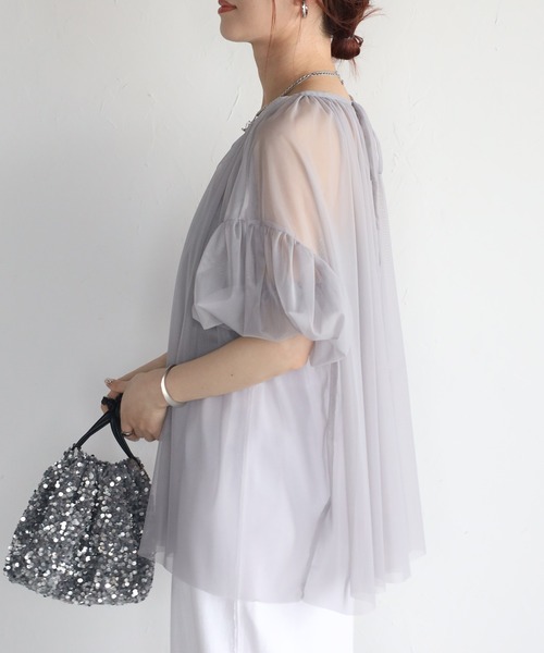 r.（アールドット）の「チュールレイヤード パフスリーブギャザーブラウス（シャツ/ブラウス・レディース・ブラック/アイボリー/チャコールグレー/グレー・FREE）」の22枚目の写真