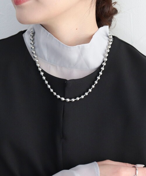 fredy emue（フレディエミュ）の「ボールチェーンマグネットネックレス（ネックレス・レディース・シルバー/ゴールド・FREE）」の5枚目の写真