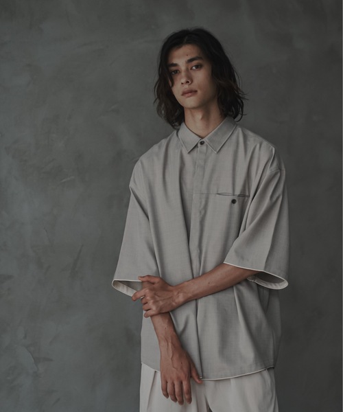 shiki tokyo（シキトウキョウ）の「Oversized Stitch Half Sleeve Shirt / オーバーサイズステッチハーフスリーブシャツ（シャツ/ブラウス・メンズ・ターコイズブルー/ライトグレー・SMALL/MEDIUM/LARGE）」の7枚目の写真