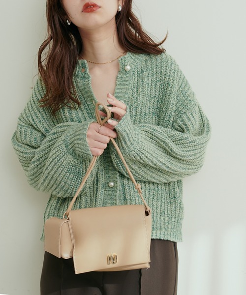 natural couture(ナチュラルクチュール)の「MIX片畦パール釦カーディガン(カーディガン/ボレロ・レディース・ブルー/グレイッシュベージュ/ピンク/チャコール/グリーン・FREE)」の12枚目の写真