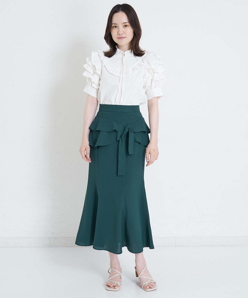 A de a.v.v（アードアー・ヴェ・ヴェ）の「ラッフルリボンマーメイドスカート（スカート・レディース・グリーン/サンドベージュ/ブラック・36/38）」の4枚目の写真
