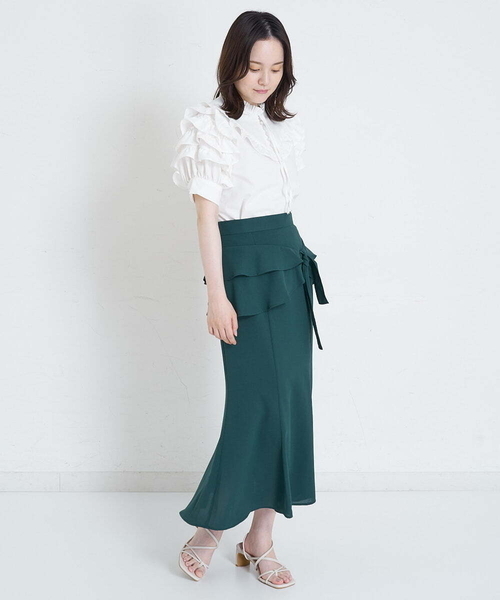 A de a.v.v（アードアー・ヴェ・ヴェ）の「ラッフルリボンマーメイドスカート（スカート・レディース・グリーン/サンドベージュ/ブラック・36/38）」の5枚目の写真