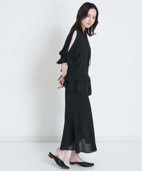 A de a.v.v（アードアー・ヴェ・ヴェ）の「ラッフルリボンマーメイドスカート（スカート・レディース・グリーン/サンドベージュ/ブラック・36/38）」の11枚目の写真