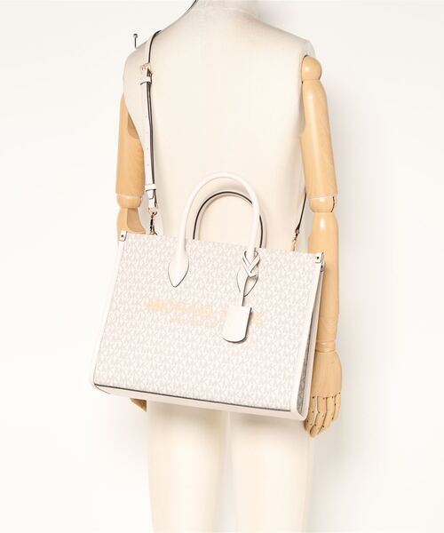 MICHAEL KORS(マイケルコース)の「MIRELLA EW トート ミディアム- MKシグネチャー(トートバッグ・レディース・ベージュ系その他・FREE)」の5枚目の写真