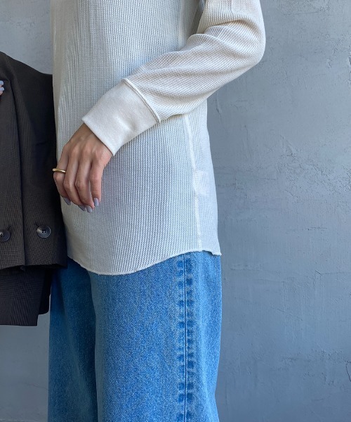 HANES（ヘインズ）の「[HANES/ヘインズ] UNDIES サーマルクルーネックカットソー（Tシャツ/カットソー・レディース・オフホワイト/ブラック/ヘザーグレー/ブラウン・F）」の20枚目の写真